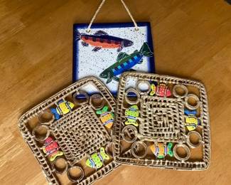 Shoreline By Judy Ueland Fish Decor Tile with Woven Fish Bead Trivets