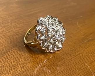 18KT Gold Ring with Rhinestones