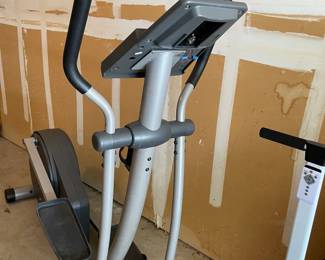 Weslo Elliptical Machine Featuring EKG Pulse Sensor
