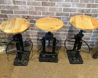 Bar Stools & Arm Chairs