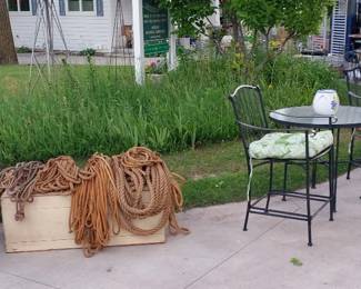 rope, shelving, patio set, wood chest