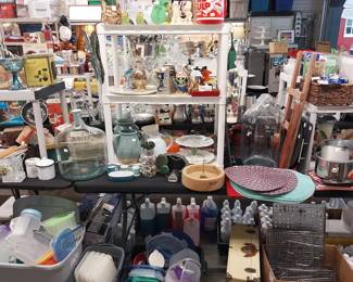 plastic food storage, pottery