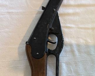 Daisy BB Gun 
