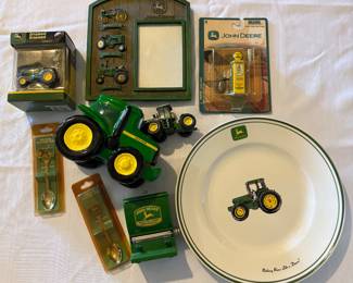 John Deere Items / Collectibles 