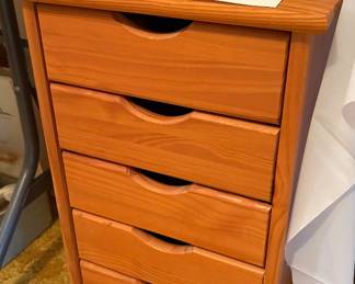 Solid Wood Roll Cart 6 Drawer Rolling Craft Cart Storage Chest Cabinet & Sylvania Mini Combo TV / Radio / Camper Travel