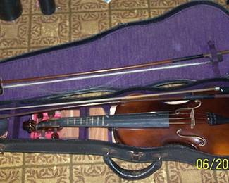 Stradivarius violin w/ case and two bows