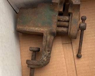 Old Vise