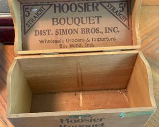 COOL SOUTH BEND Cigar Box