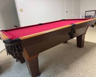 Olhausen pool table