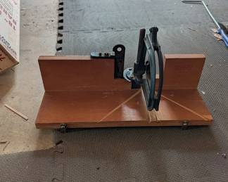 R106 - $20. Stanley #115 Mitre Box.