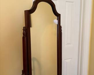 R32 - $75. The Bombay Company Cheval Mirror. Measures 19" wide x 17.5" x 62" tall