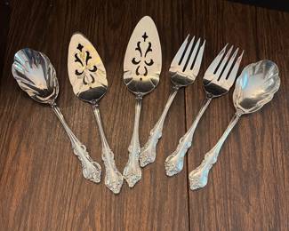 R87 - $180. Service for 16. 120 Pieces. International Silver Company Deep Silver. The Countess pattern.