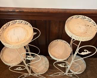 R61 - $30. Pair of 3 Tier Metal Plant Stands. Measures 33" tall.