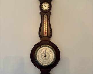 R56 - $40. Vintage Airguide Weather Station. Measures 26" tall. Barometer, Hygrometer & Thermometer.
