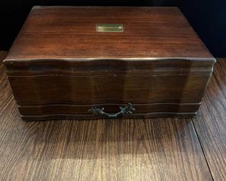 R87 - $180. Service for 16. 120 Pieces. International Silver Company Deep Silver. The Countess pattern.