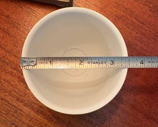 R73 - $10. Lladro Sailboat Tealight Holder. 1997 Collectors Society.