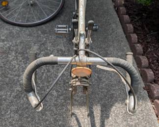 R95 - $100. Vintage Motobecane Road Bike. As is.