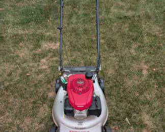 R115 - $40. Honda Push Mower. Model HRR2169VKA.