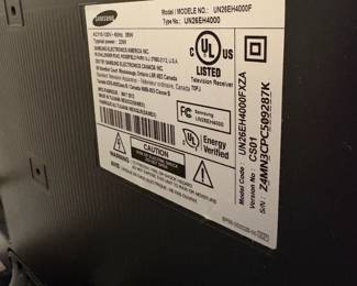 R26 - $20. 26" Samsung TV. Model UN26EH4000F. May 2012 Manufacture.