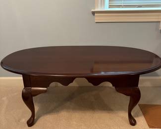 R12 - $65. Solid Wood Oval Coffee Table. Measures 45" wide x 23" x 17" tall. Excellent Condition!
