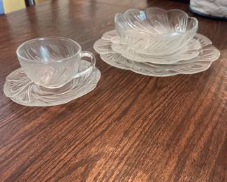 R76 - $100. KIG Swirl Glass Dish Set. Service for 12. Excellent Condition.