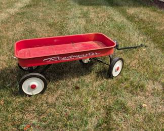 R113 - $35. Vintage Roadmaster Metal Wagon. Very good condition.