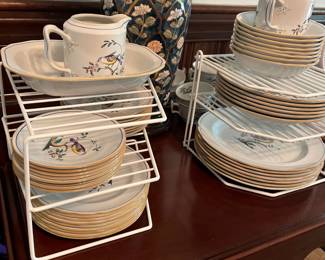 R36 - $550. Spode Queen's Bird. 57 Pieces. 6 Dinner Plates. 9 Luncheon Plates. 9 Saucers. 9 Tea Cups. 1 Medium Oval Serving Bowl 9" x 6.5". 1 sugar bowl & creamer set. 6 - 9" rimmed soup bowls. 8 - Small Bowls 6.25". 8 - Small Plates 6.25".