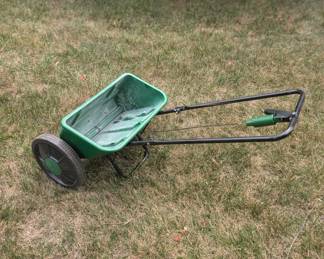 R96 - $25. Scotts Spreader.