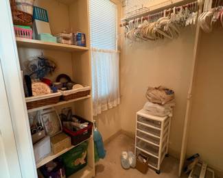 OVERVIEWS - TONS!!! Of small items to shop when you come!