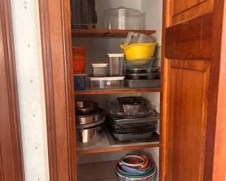 OVERVIEWS - TONS!!! Of small items to shop when you come!