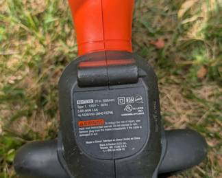 R98 - $20. Black & Decker Electric Hedge Trimmers.
