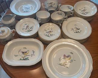 R36 - $550. Spode Queen's Bird. 57 Pieces. 6 Dinner Plates. 9 Luncheon Plates. 9 Saucers. 9 Tea Cups. 1 Medium Oval Serving Bowl 9" x 6.5". 1 sugar bowl & creamer set. 6 - 9" rimmed soup bowls. 8 - Small Bowls 6.25". 8 - Small Plates 6.25".