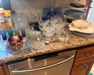 OVERVIEWS - TONS!!! Of small items to shop when you come!