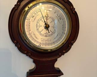 R56 - $40. Vintage Airguide Weather Station. Measures 26" tall. Barometer, Hygrometer & Thermometer.