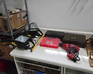 Lights / Kits / Tools