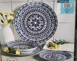 Ceramic Dinnerware Set