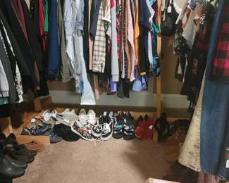 Men & Women Clothing / Shoes