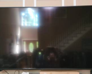 75" Smart TV