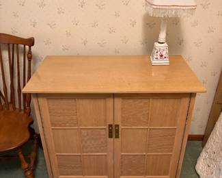 Vintage Mid Century modern bleached oak Lane Altavista Bleached oak record cabinet/cedar chest, cedar lined with removable trays. Date Code 4/13/57