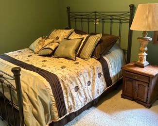 Queen size iron bed
