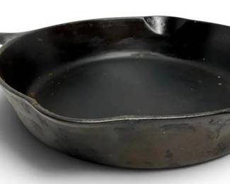 Griswold Cast Iron Skillet No. 6, Erie PA