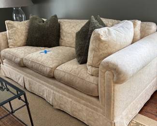 Very nice traditional sofa - pale neutral damask fabric
