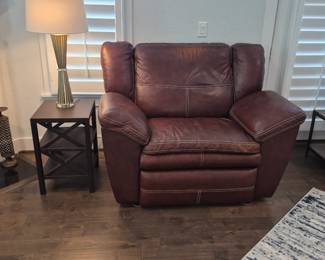 Leather LAZYBOY recliner with white stitching