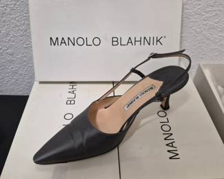Manolo Blahnik black leather heels