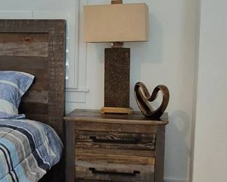 IDK Direct nightstand (one of a pait) with contemporary lamp
