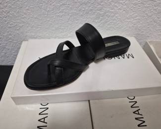 Manolik Blahnik black leather sandals