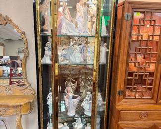 Hollywood Regency Style Henredon Lighted Showcase
