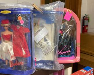 Barbie, dolls