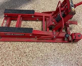 Motorcycle lift