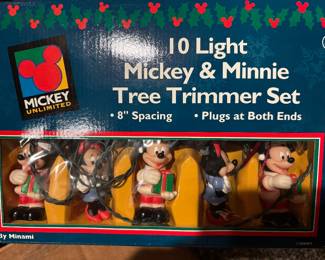 Vintage Disney Mickey & Friends 10 Light Tree Trimmer Set from 1998